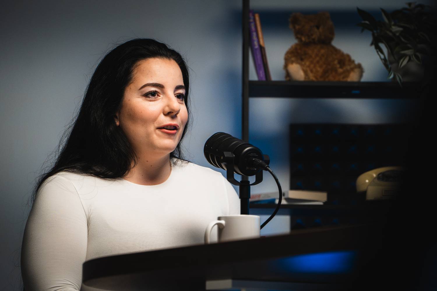 illés fanni kék vonal