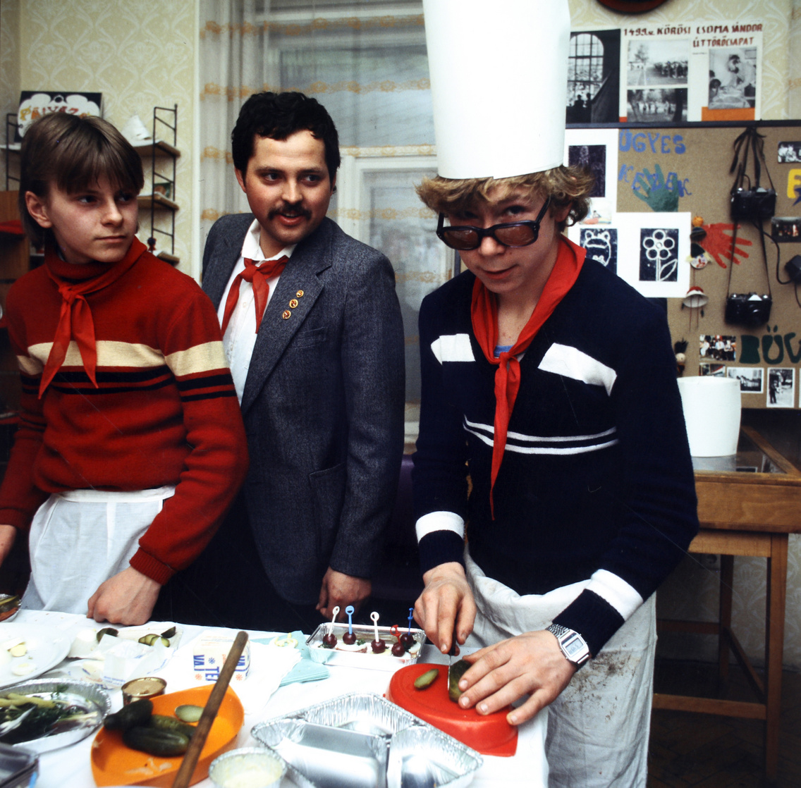 Kasztel András út (Liget sor) 43., Derkovits Gyula Úttörőház, szakácsverseny, 1985