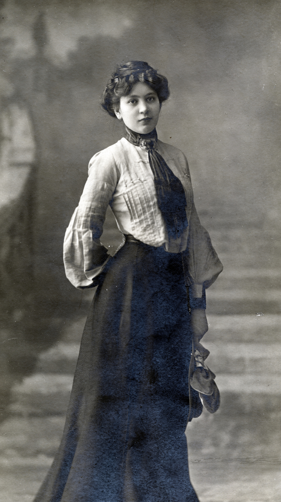 1904