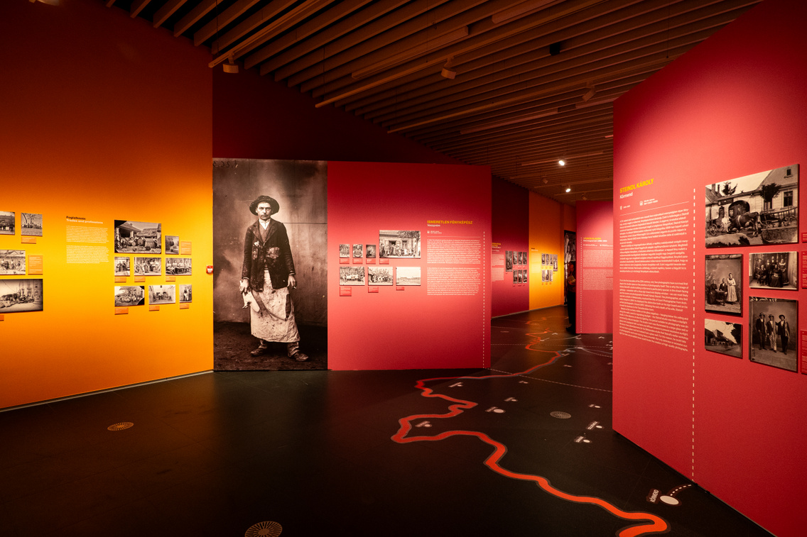 Vágatlanul kész kiállítás NM InczeLaszlo (13 of 30)