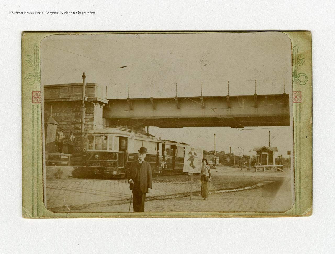 Vasúti híd a Bartók Béla út fölött