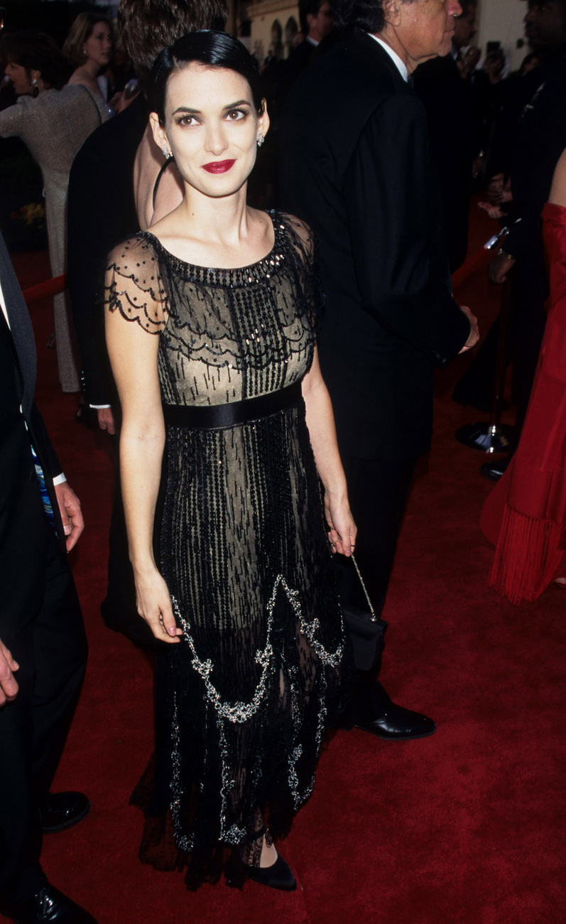 Winona Ryder - 1997Winona Ryder egy Chanel ruhában jelent meg a gálán 1997-ben