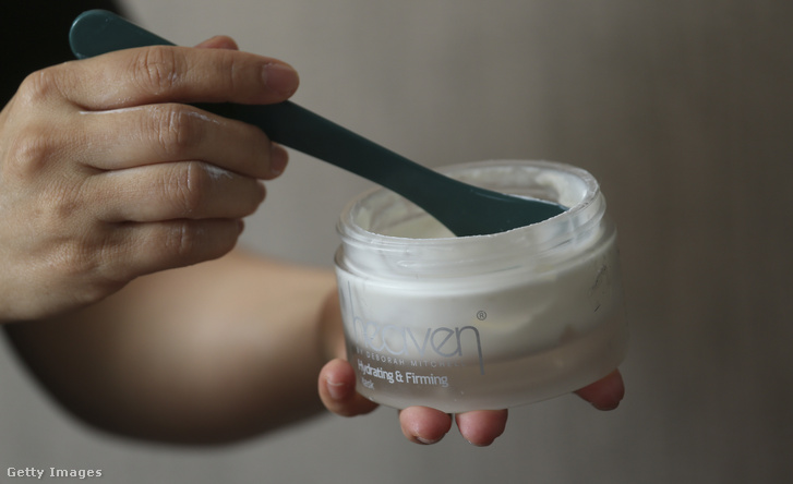 Méhméreg-kivonatból készült maszk