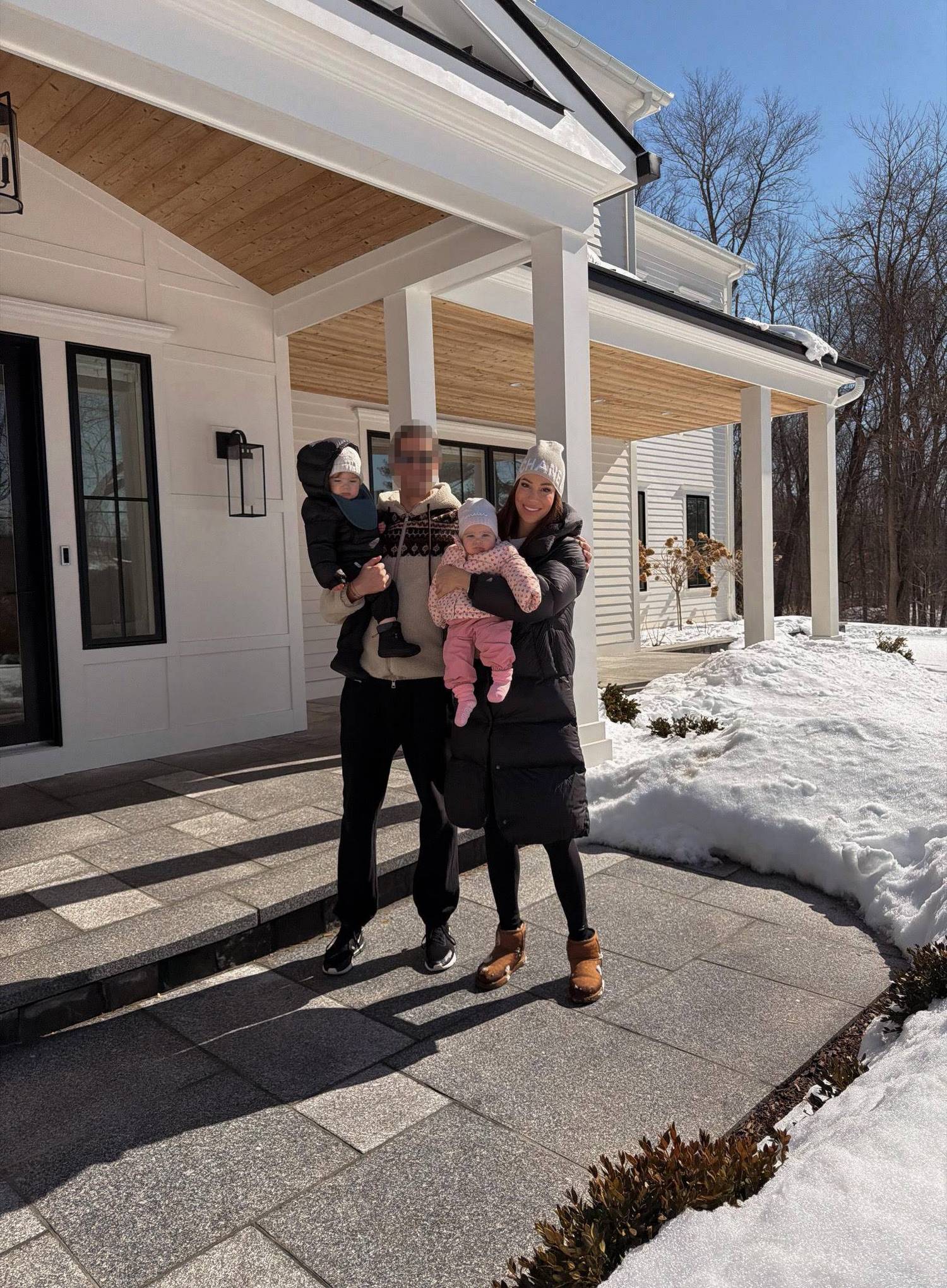 rathonyi palacsik timea koltozes csalad