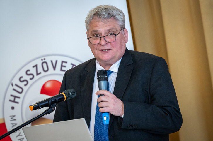 Éder Tamás