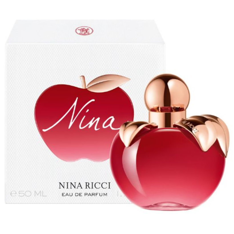 A Nina Ricci illatvonal két évtizedes sikerének tiszteletére bemutatkozik az új ikon: a Nina Eau de Parfum krémes pisztáciás-virágos tortával ünnepel. Az ínycsiklandozó bergamott és körte lédús frissessége olvad össze a gourmand szívjegyben kibontakozó pisztáciával, a karamellizált vaníliával és a fehér gardéniával. Az 50 ml-es változatot 43 490 forintért vásárolhatod meg.