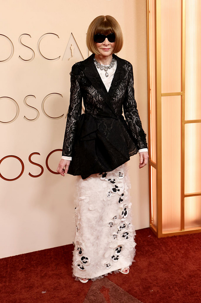 Anna WintourAnna Wintourt udvariatlansággal vádolják? Nem meglepő
