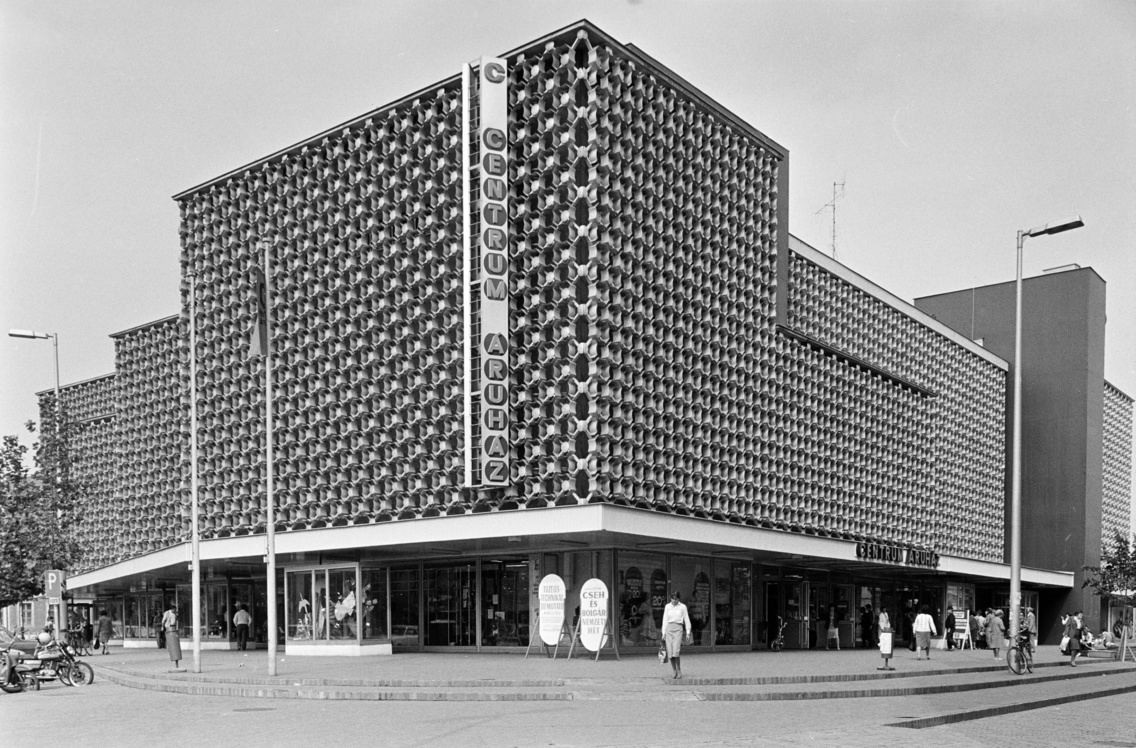 A legnagyobb vidéki Centrum Áruház, a kecskeméti