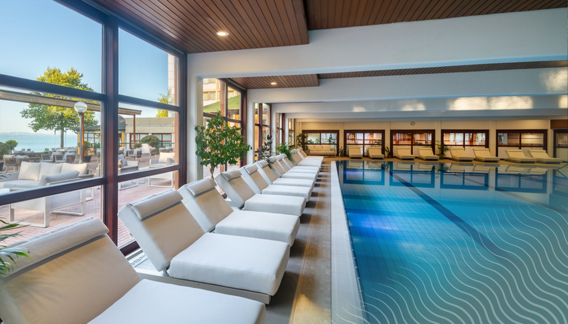 CLUB TIHANY We Love 1400x800 01.1.5