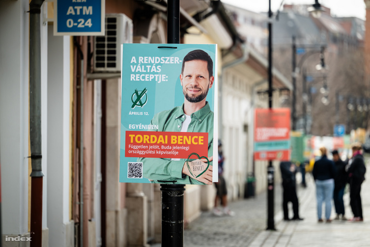 Tordai Bence kampányplakátja Budapesten