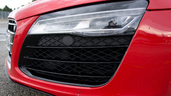 Friss tanulmány: egyre jobban vakítanak a modern fényszórók