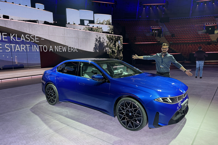 900 kilométer hatótáv, elegáns fazon. Ez az új BMW i3!