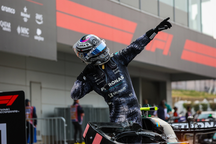 Katasztrofális rajt után diadal: a&nbsp;Mercedes tinije máris duplázott az F1-ben, és vezeti a tabellát