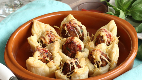 Mini fasírtok ropogós kosárban: húsvéti vendégvárót mutatunk