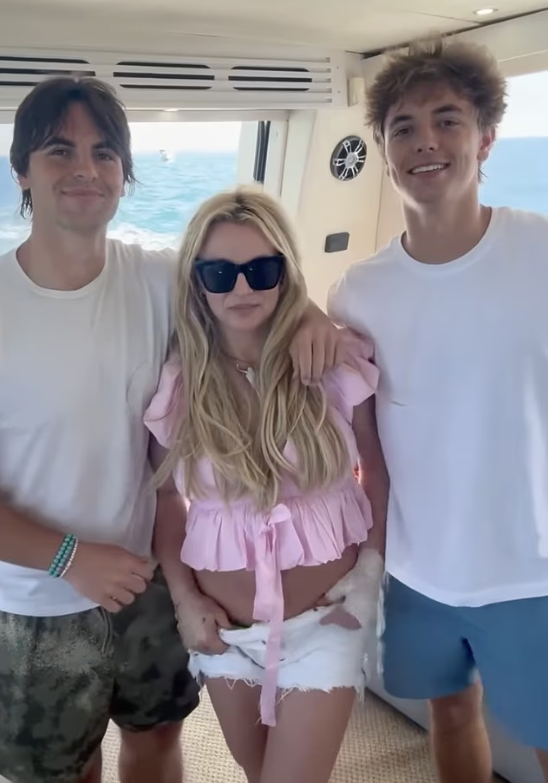 Britney Spears a fiaival.png