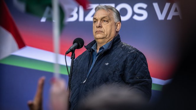 „Egészen riasztó” – közölte Orbán Viktor a dokumentumról, amit a volt tiszás a párt energiaellátási tervének tart