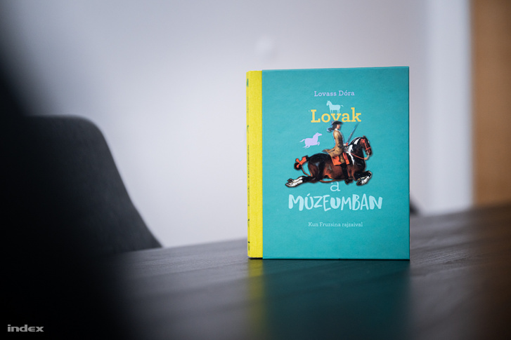 Lovass Dóra: Lovak a múzeumban