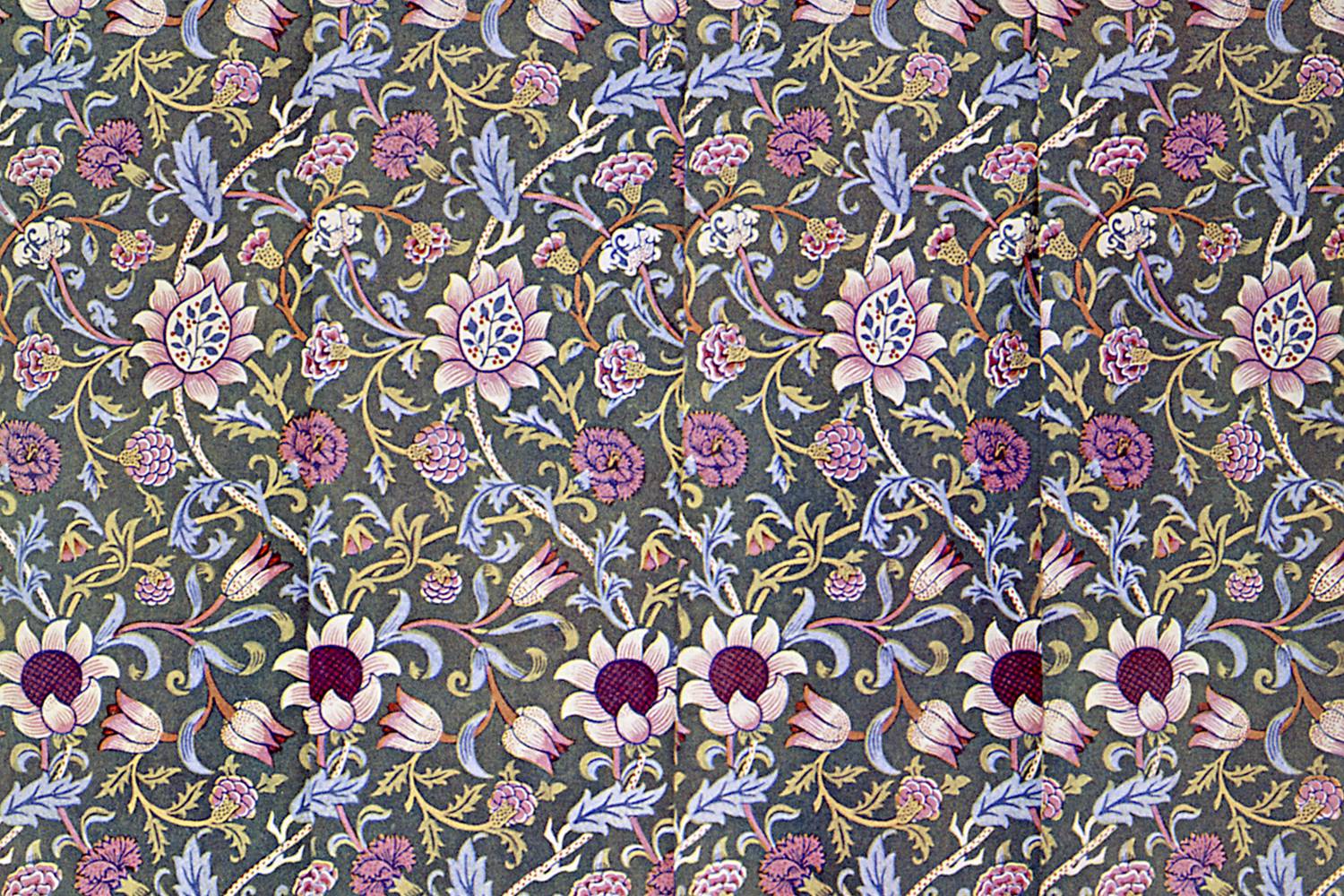 Az „Evenlode” nevű chintz mintát William Morris tervezte a Morris & Co. Ltd. számára 1883-ban. Morris angol textiltervező, művész és író volt, valamint az angol Arts and Crafts mozgalom egyik alapítója.