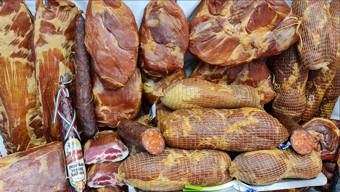 exit-trade-hentes-facebook