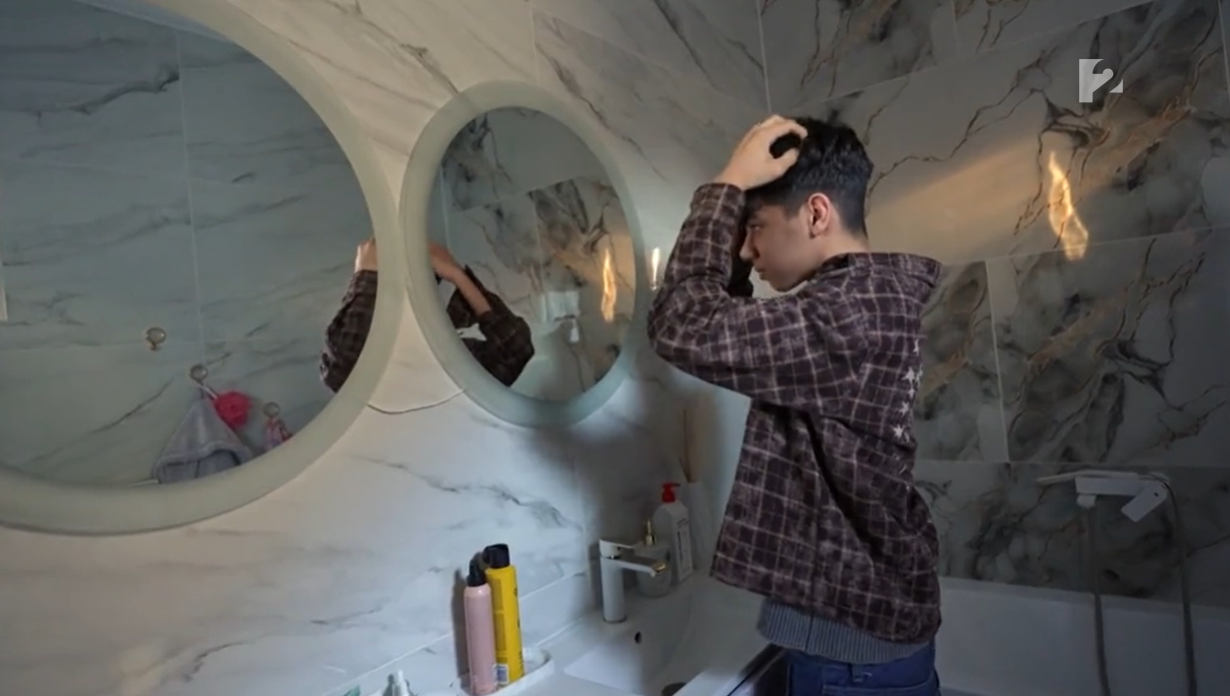 Oláh Gergő fürdőszoba.png