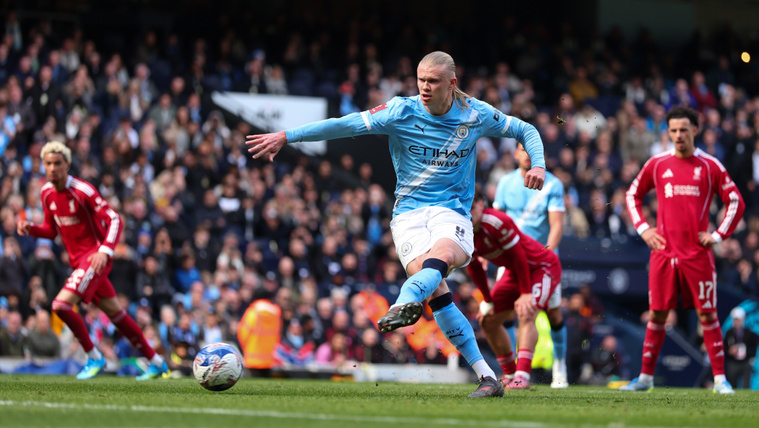 Erling Haaland duplája után kétgólos előnnyel vonulhatott a szünetre a Manchester City