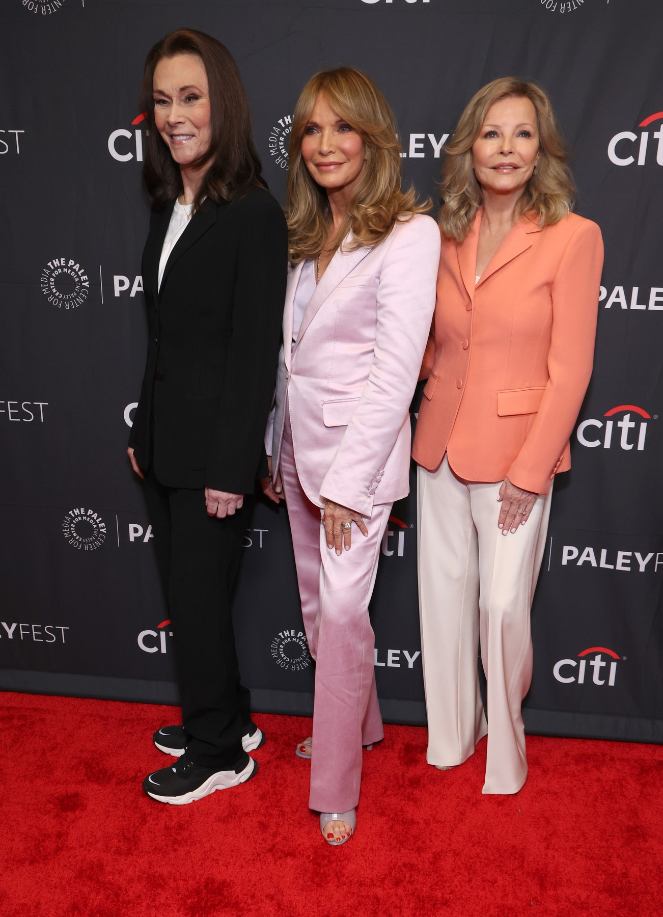 Kate Jackson, Jaclyn Smith és Cheryl Ladd Los Angelesben együtt ünnepelték a sorozat 50. évfordulóját.