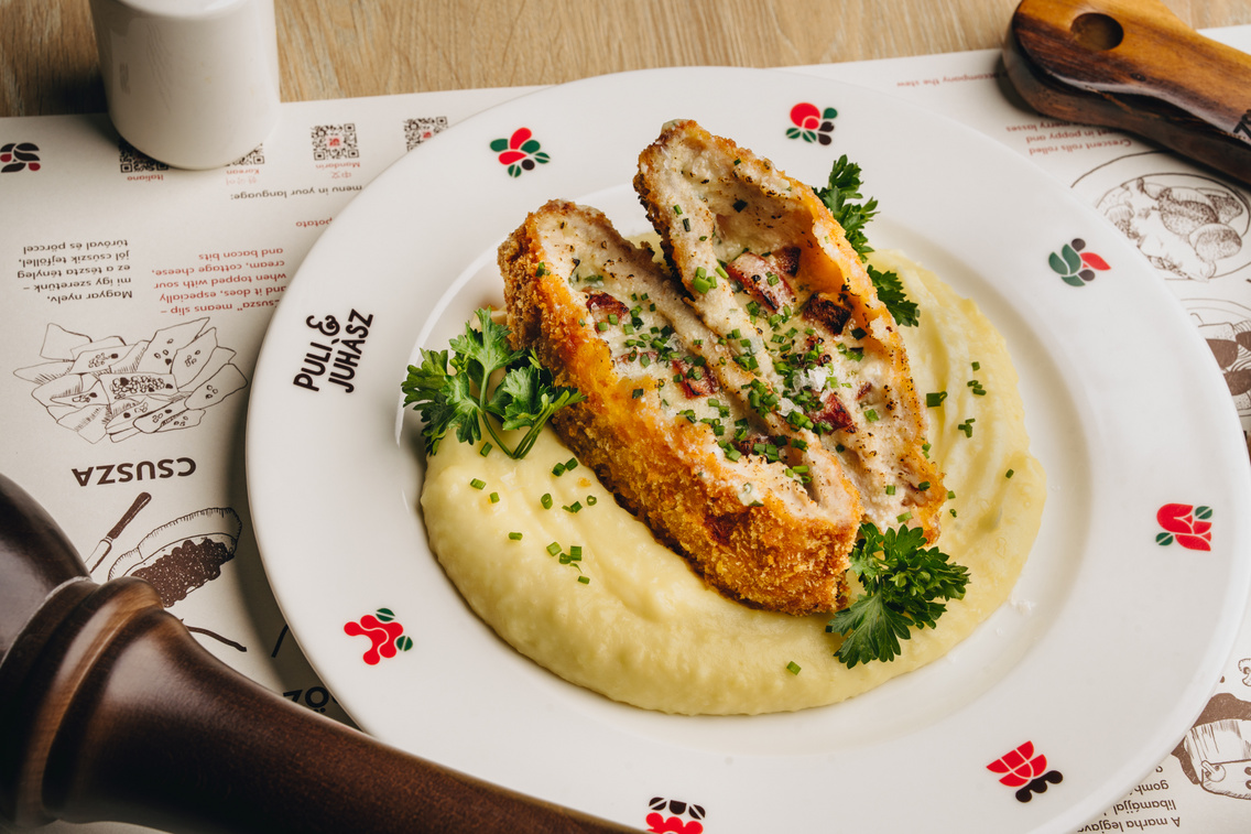 Töltött karaj krumplipürével