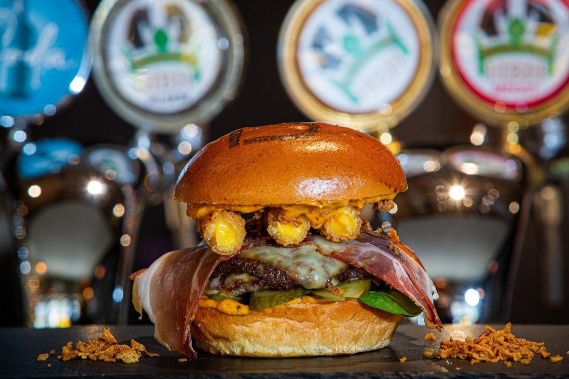 bajor-burger-beer-facebook