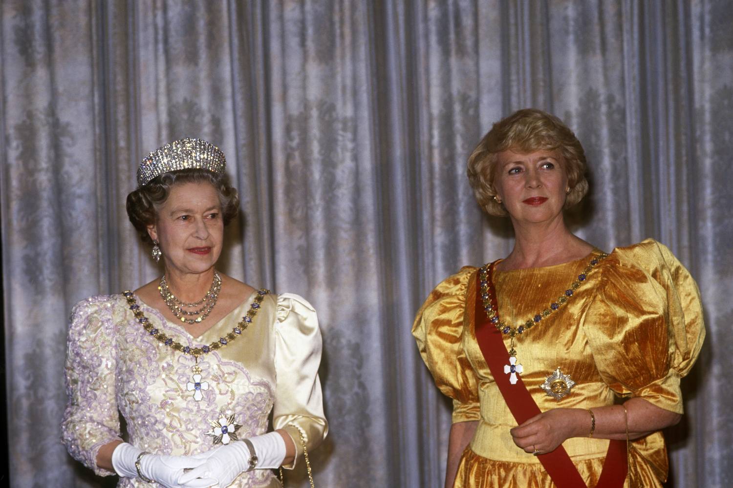 II. Erzsébet királynővel 1990-ben