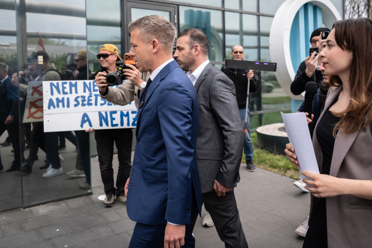 Újra munkába állt a felmentett dolgozók egy része a közmédiánál
