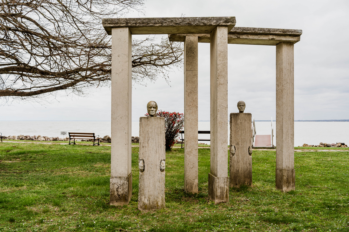 Schaár Erzsébet: Tudósok