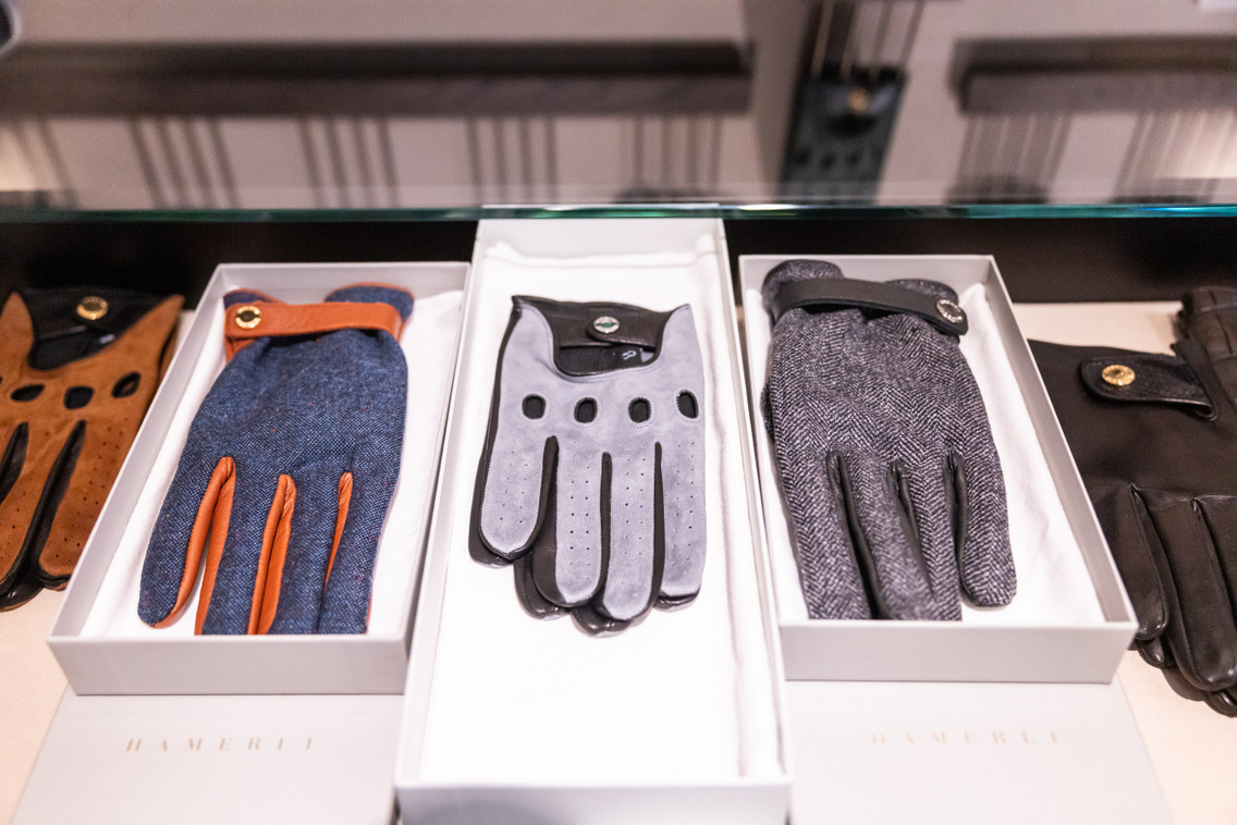 Holland & Sherry anyagból készült kesztyűk