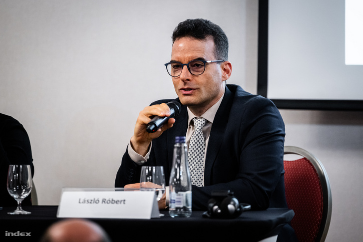 László Róbert