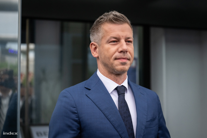 Magyar Péter 2026. április 15-én