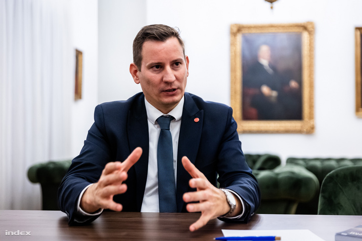 Zsigmond Gábor 2025. december 1-jén