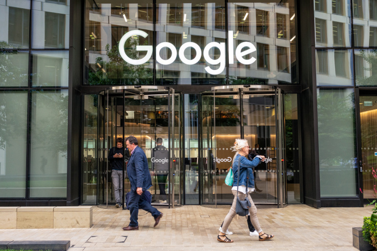 Új front nyílt a kalózoldalak ellen, a Google azonban vitatja a módszert