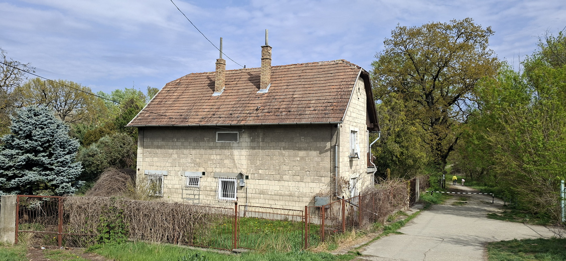 A Beliczay-ház a szigeten