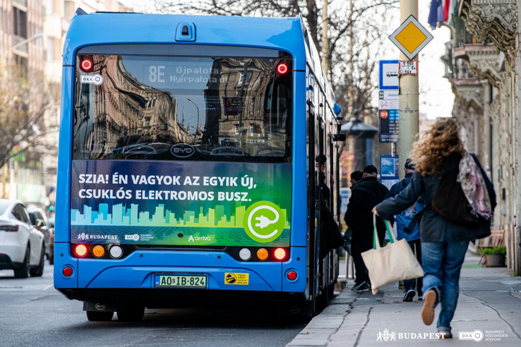 A BKK szerint az utasok többsége elégedett a tömegközlekedéssel