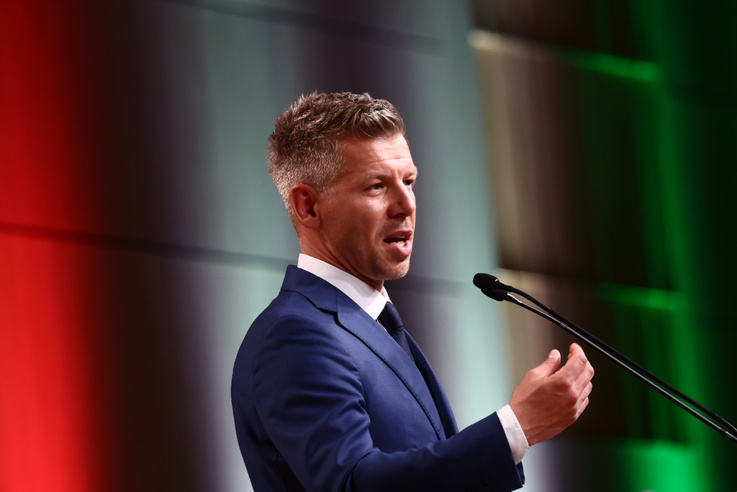 Magyar Péter így állítaná új pályára Magyarországot, ezermilliárdok sorsa dől most el