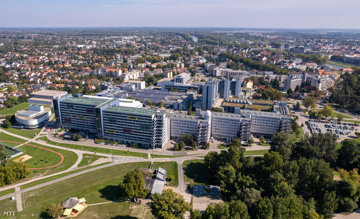 A drónnal készült képen a Széchenyi István Egyetem Győri Innovációs Park 2025. október 3-án