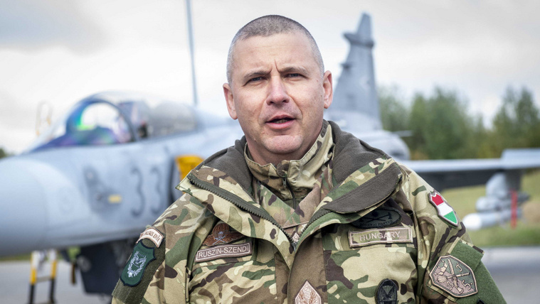 Ruszin-Szendi Romulusz ugyanoda tér vissza, ahonnan Orbán Viktor kirúgatta