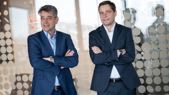 A Tisza Párt gazdaságpolitikai terveiről keveset tudunk, de az euróbevezetés szándékát már árazzák a piacok