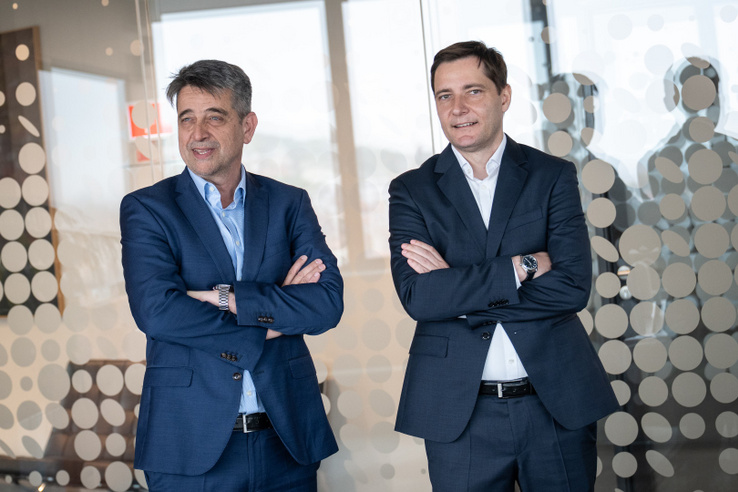 A Tisza Párt gazdaságpolitikai terveiről keveset tudunk, de az euróbevezetés szándékát már árazzák a piacok