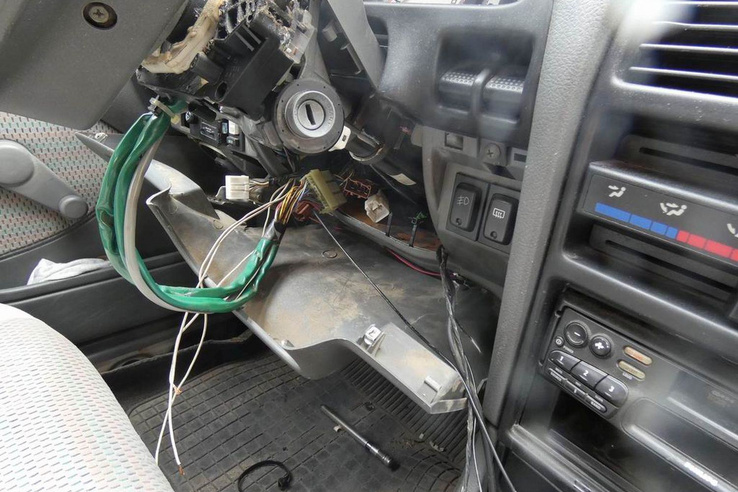 Sportot űzött az autólopásból, mert imád vezetni, pedig nincs is jogosítványa