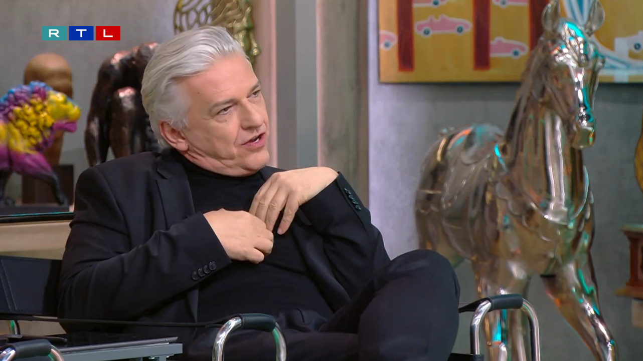 Alföldi Róbert.png