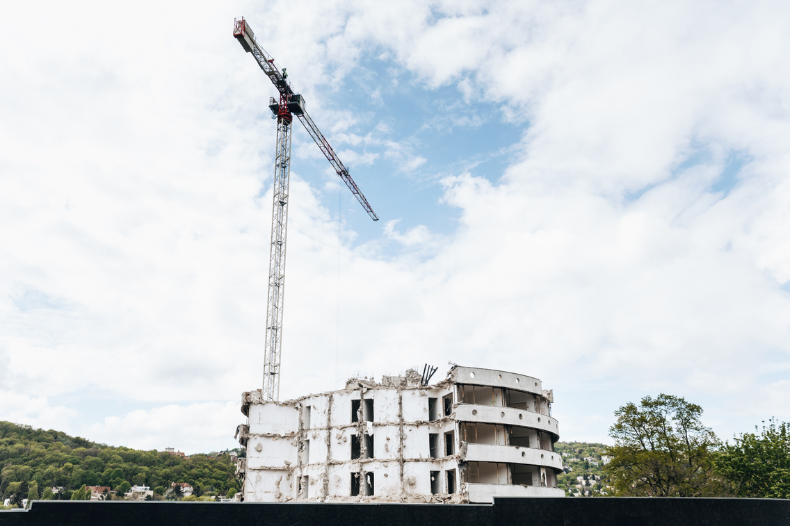 korszallo bontasa 260421 majorkata-29