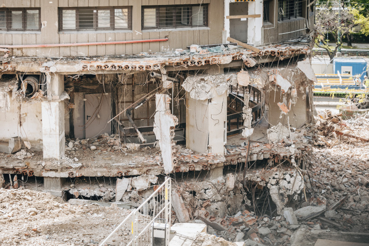 korszallo bontasa 260421 majorkata-8