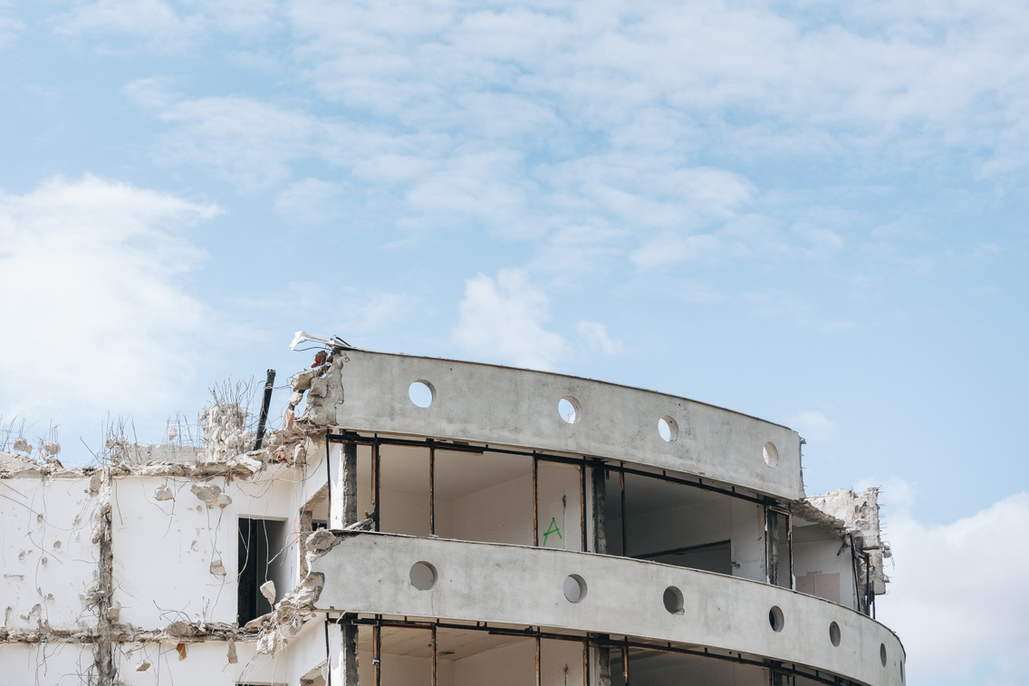 korszallo bontasa 260421 majorkata-4