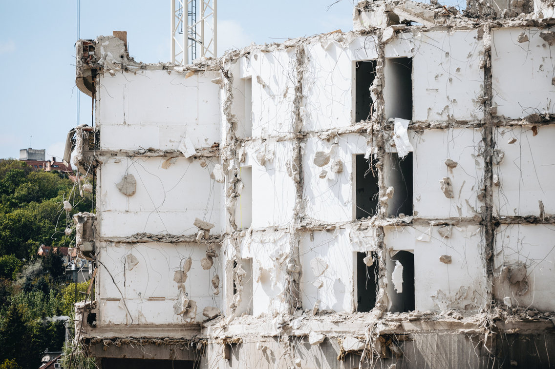 korszallo bontasa 260421 majorkata-1