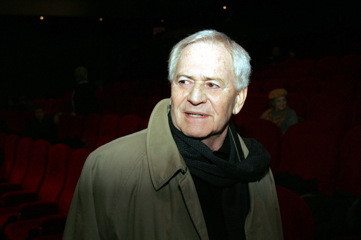 Világsztárokkal és legendás magyar rendezővel készül A gyertyák csonkig égnek filmadaptációja